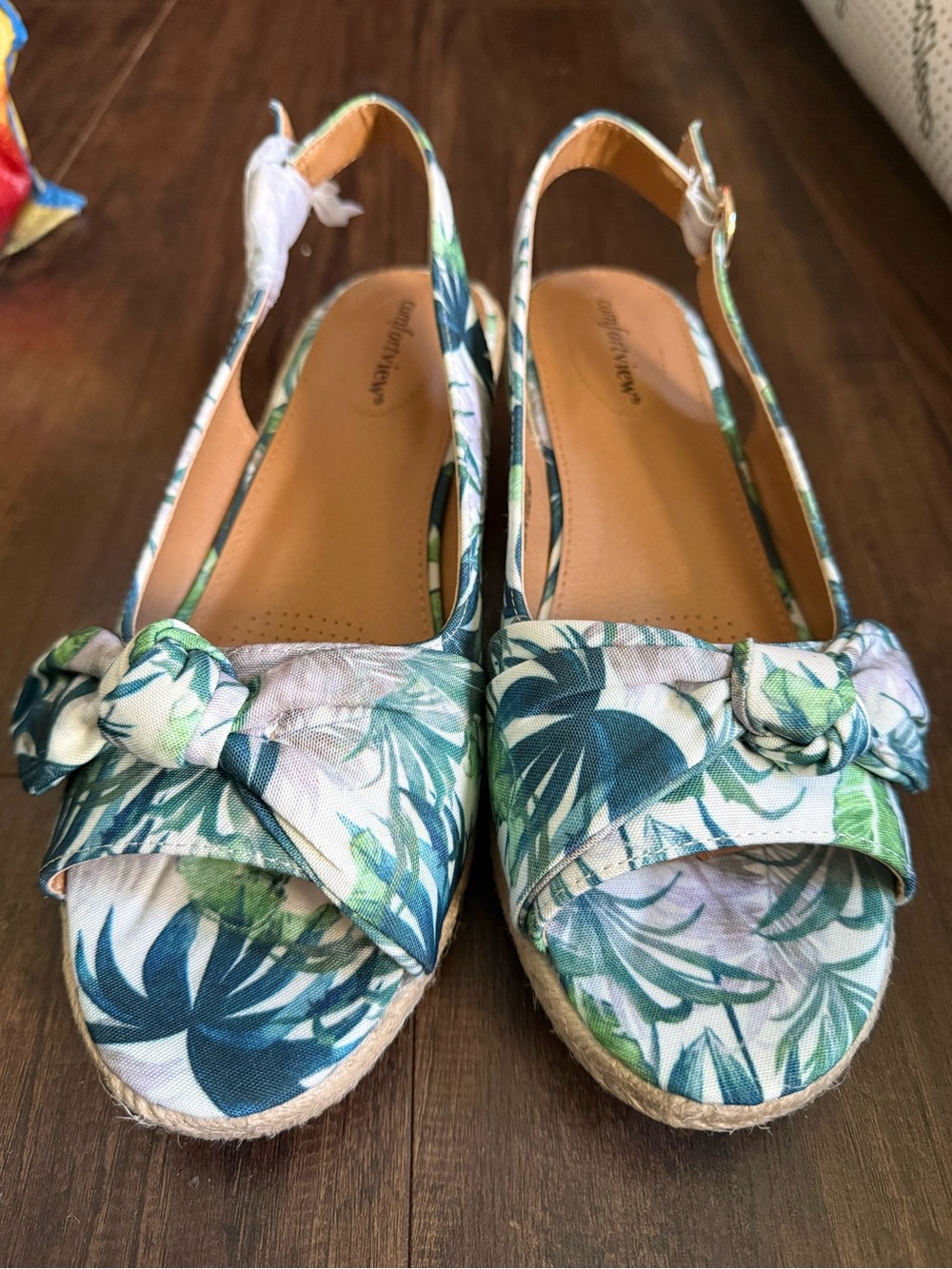 comfortview Green Leaf Print Knot Slingback Espadrilles